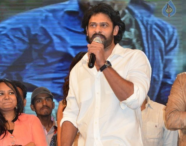 prabhas,loafer audio function,mega fans,pawan kalyan  ప్రభాస్ ఆ మాట ఫోర్స్ తో చెప్పాడు!